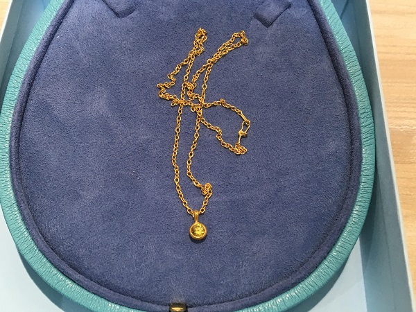 マリーエレーヌドゥタイヤックのスフェーンネックレスを新宿店でお